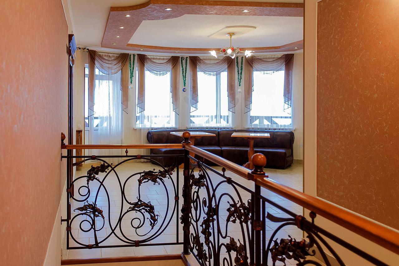 Podolyanka Hotel สลาฟสเก ภายนอก รูปภาพ