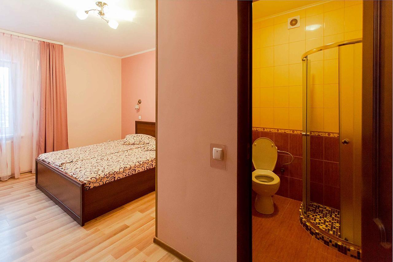 Podolyanka Hotel สลาฟสเก ภายนอก รูปภาพ